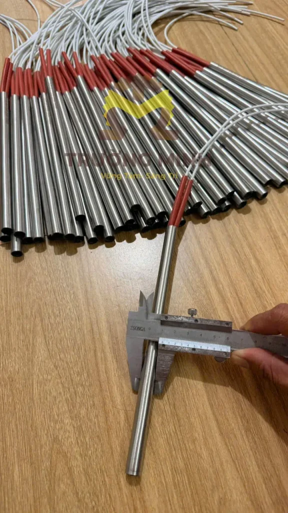 Điện trở một đầu khuôn 220V 1500W